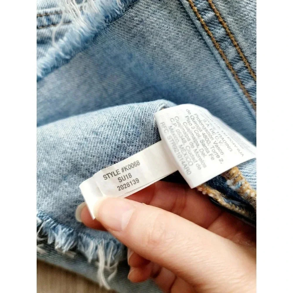Madewell Rigid Denim Jean A-Line Distressed  Cut Out Light Wash Mini Skirt Sz 31 - Picture 10 of 10